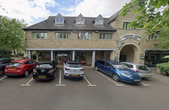 Similar property | 16 Langdale Court - Witney